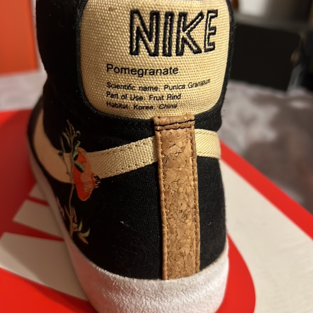 Men Nike - Picture 4 of 6